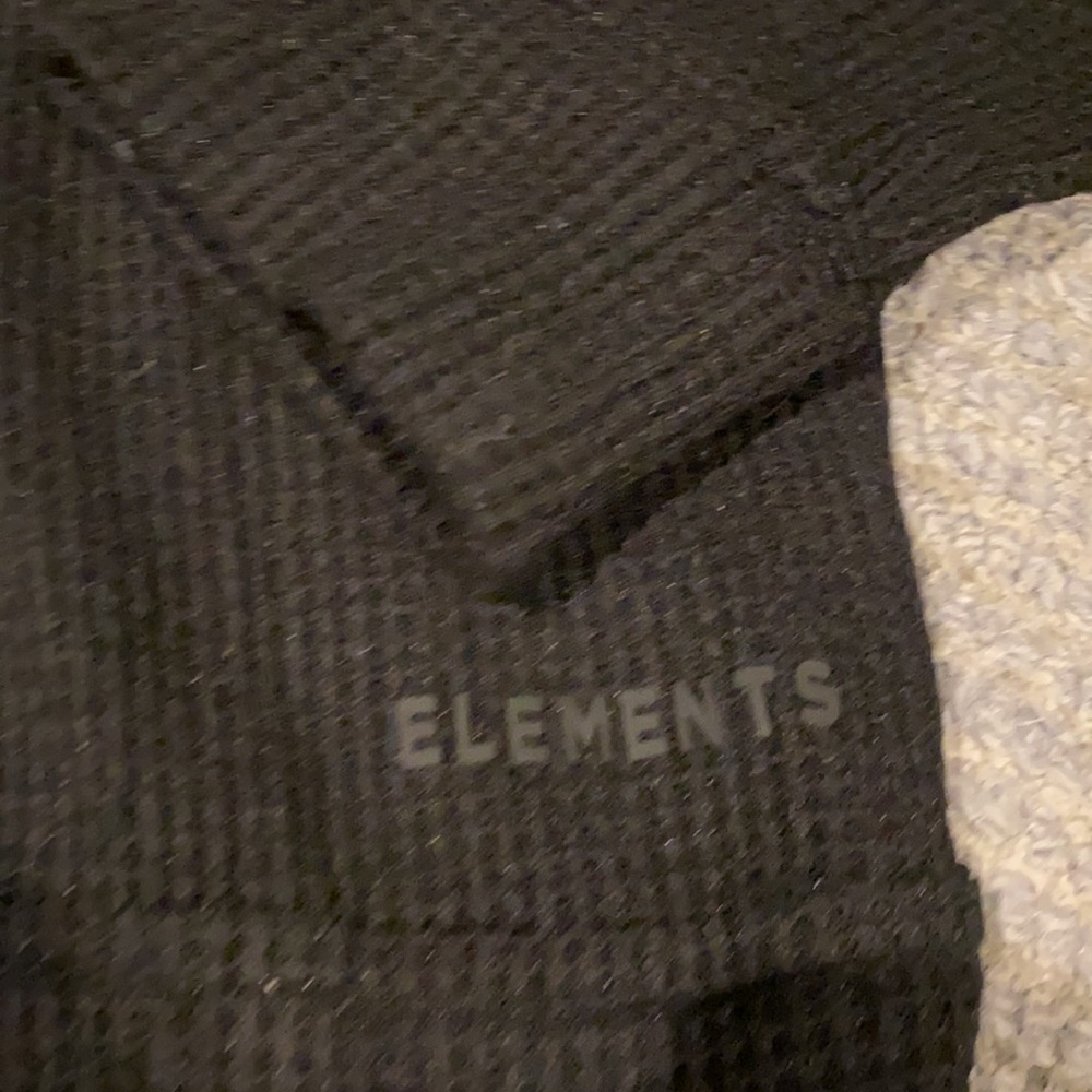Elements top - Picture 3 of 8